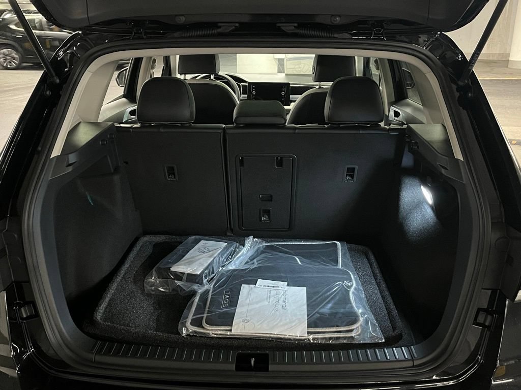New 2026 Volkswagen Taos SE AWD/4WD image 37