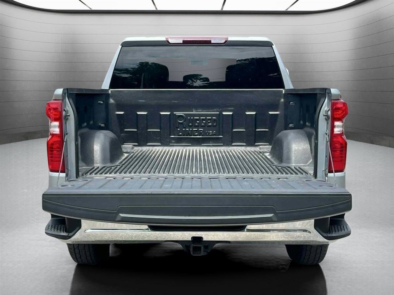 Used 2025 Chevrolet Silverado 1500 LT RWD image 10