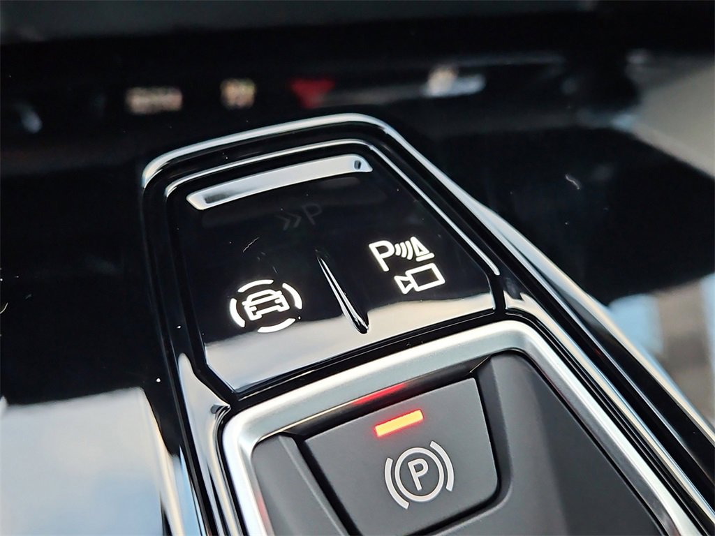 New 2025 Audi Q5 Premium Plus image 11