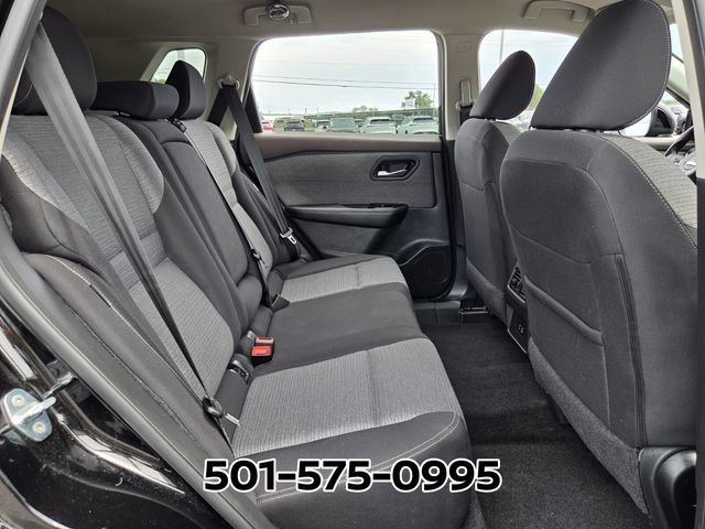 Used 2023 Nissan Rogue SV FWD image 16