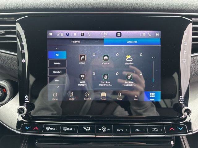 Certified 2024 Jeep Wagoneer Series II image 58