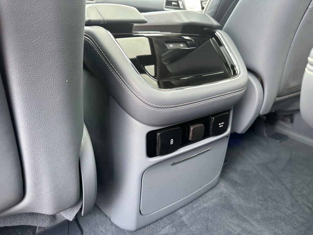 Used 2024 Lincoln Navigator L Black Label image 23