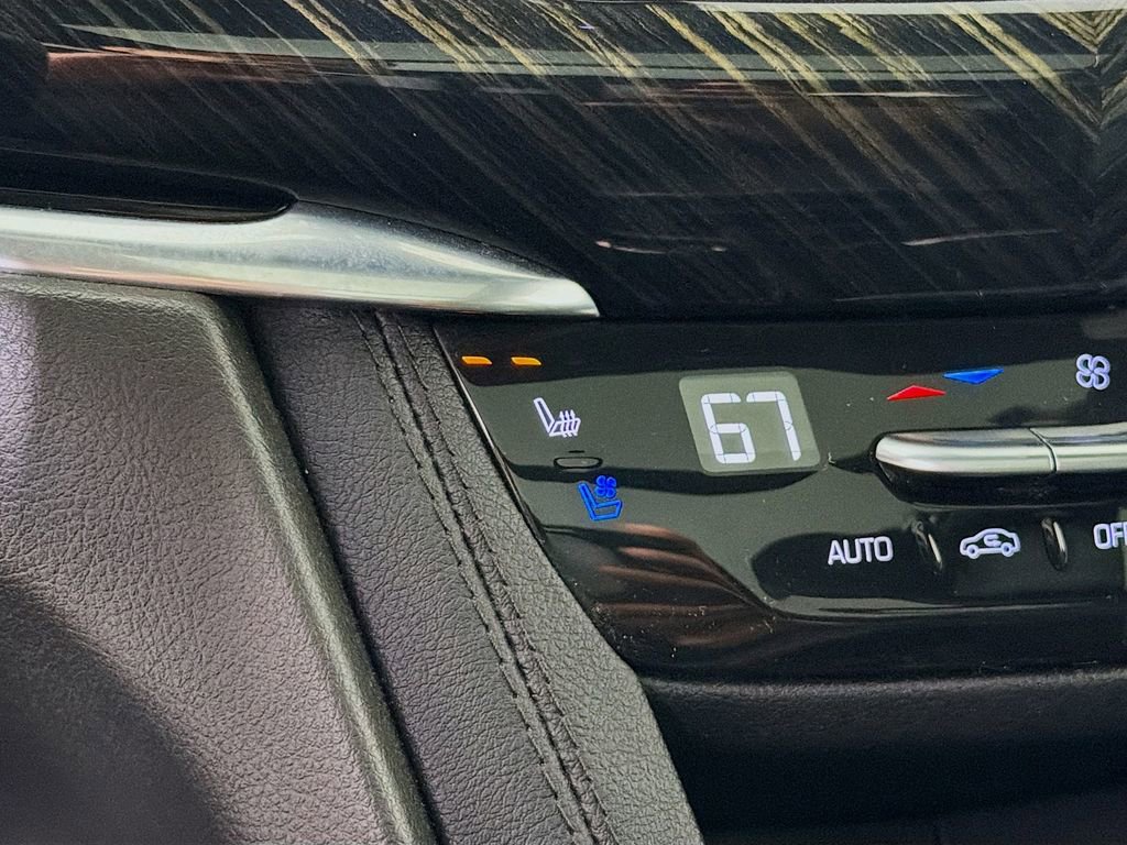 Used 2023 Cadillac XT6 Premium Luxury image 25