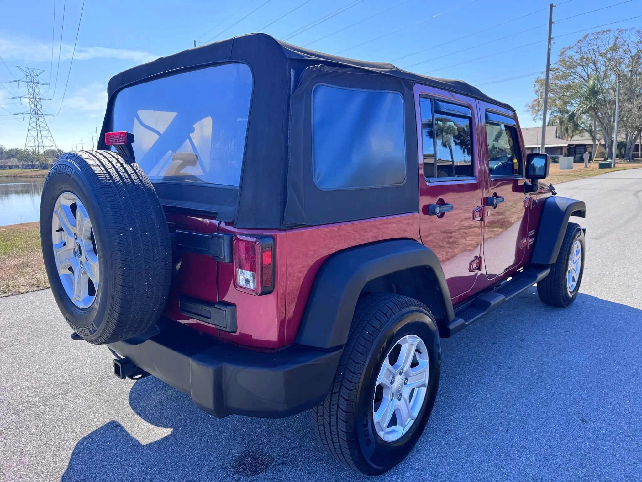 Used 2012 Jeep Wrangler Unlimited Sport image 6