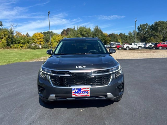 Used 2024 Kia Seltos EX FWD image 10