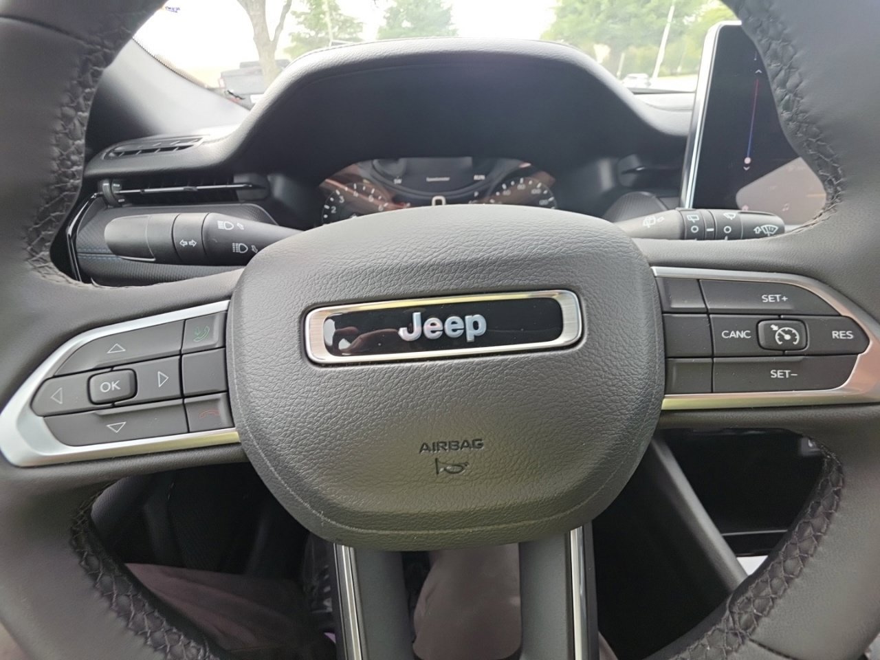 New 2026 Jeep Compass Latitude AWD/4WD image 35