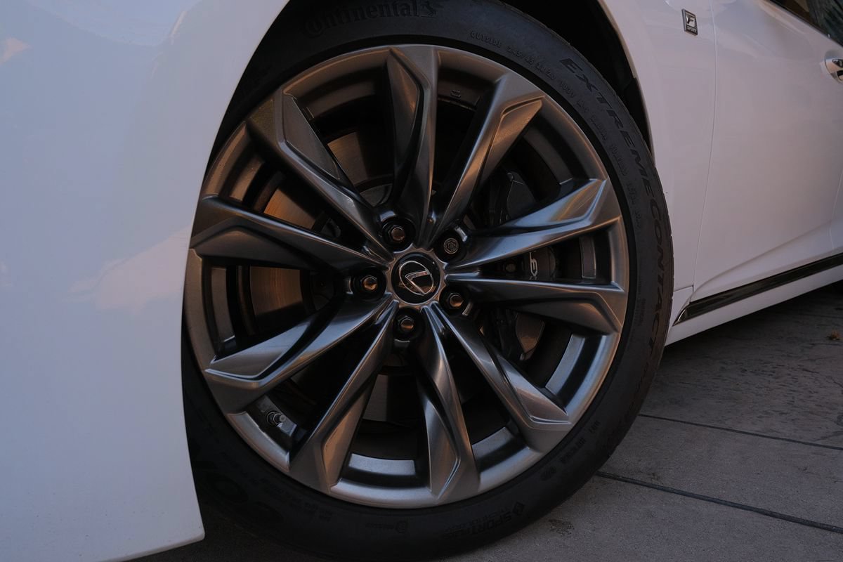 Used 2018 Lexus LS 500 F Sport w/ Performance Package RWD image 49