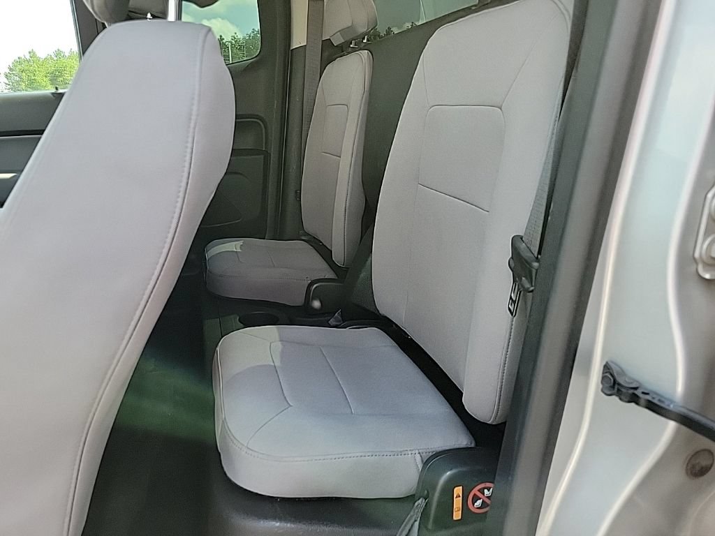 Used 2017 GMC Canyon W/T RWD image 14