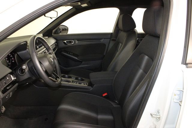 Used 2025 Honda Civic Sport image 10