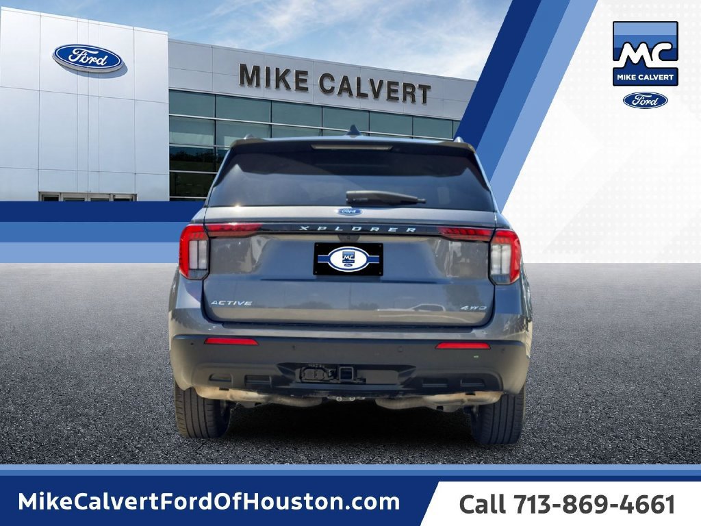 Certified 2025 Ford Explorer Active AWD/4WD image 4