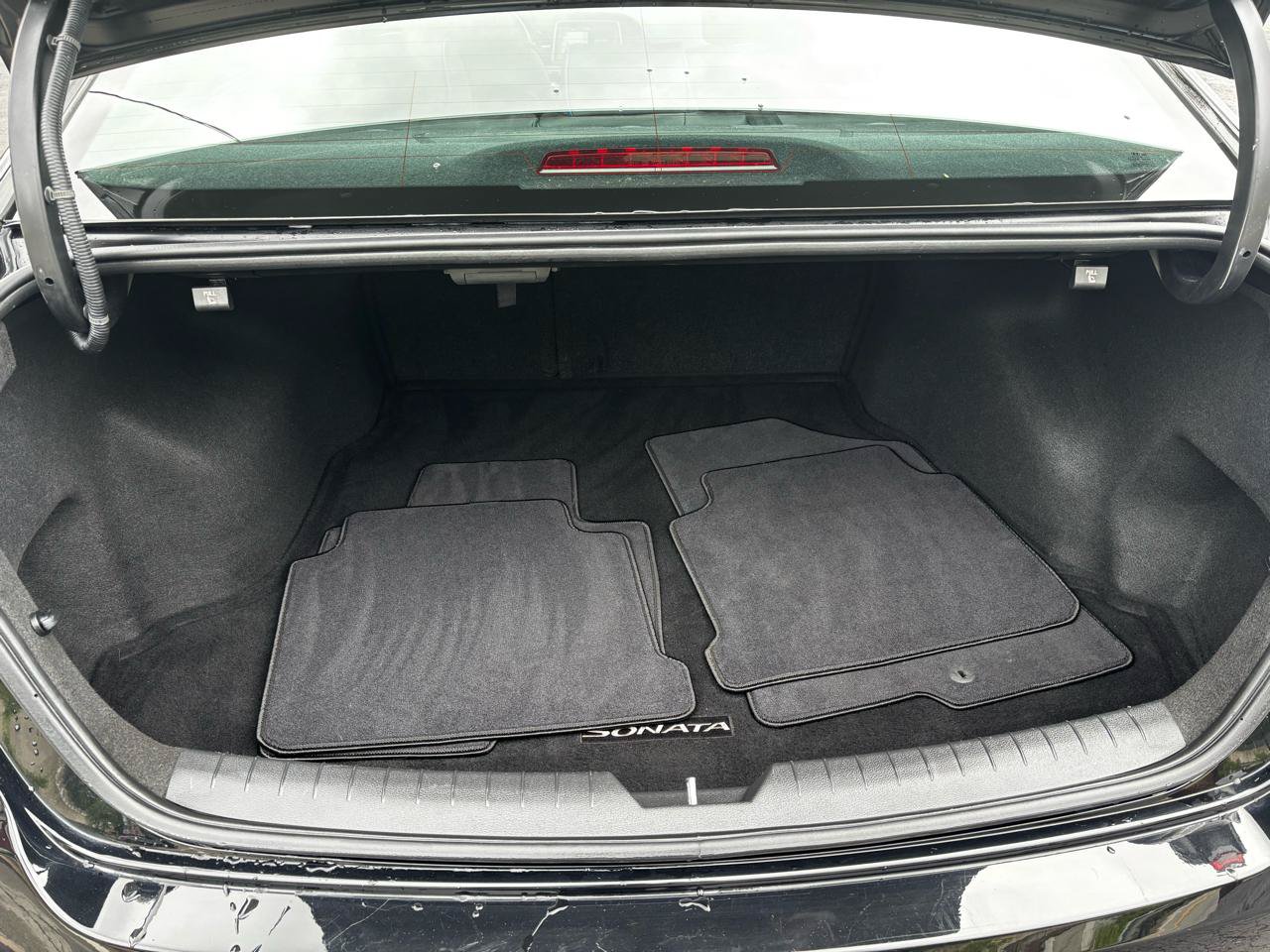 Used 2018 Hyundai Sonata Limited w/ Cargo Package FWD image 31