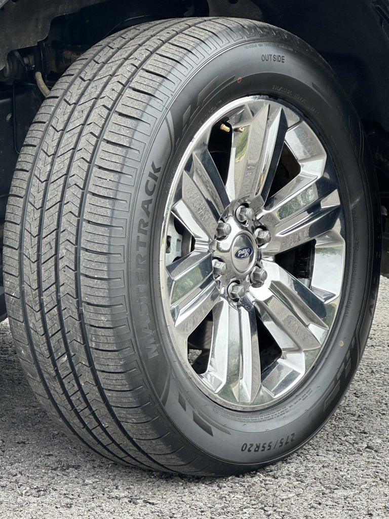 Used 2018 Ford F150 XLT w/ Equipment Group 302A Luxury image 9