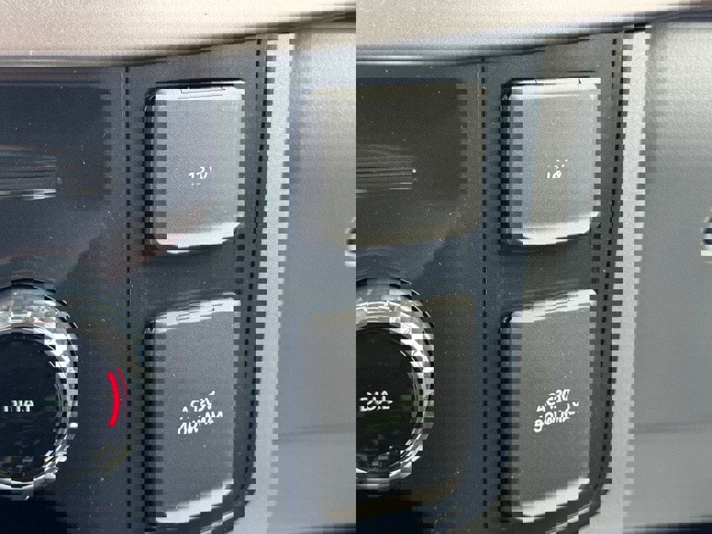 New 2025 Ford F150 XLT w/ Equipment Group 302A MID image 35