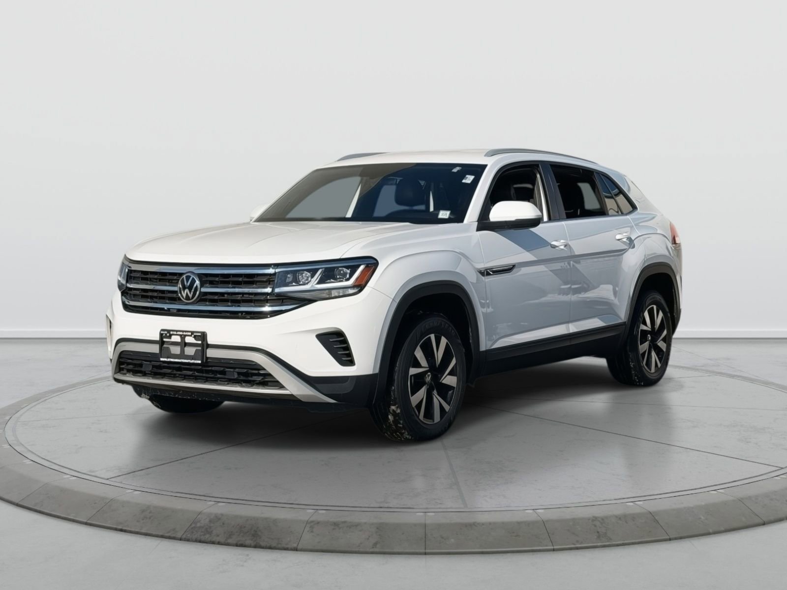Used 2022 Volkswagen Atlas Cross Sport SE AWD/4WD image 3