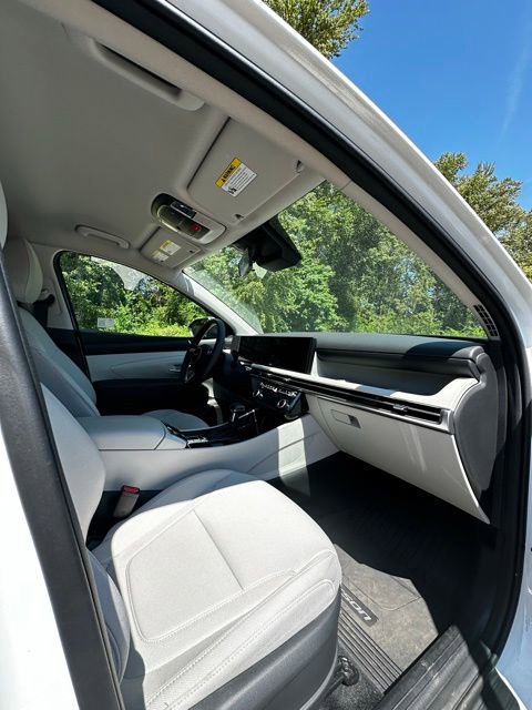 Certified 2025 Hyundai Tucson SEL AWD/4WD image 13