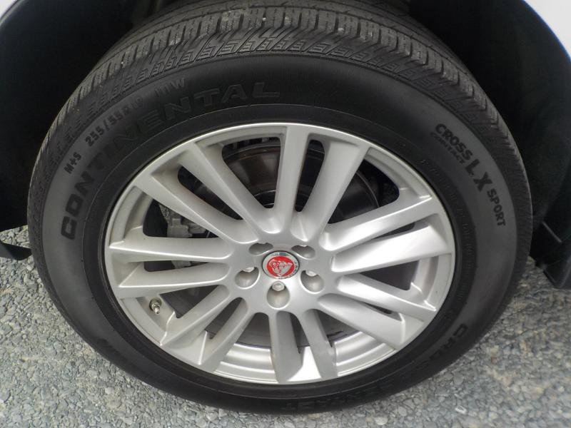 Used 2019 Jaguar F-PACE Prestige image 42