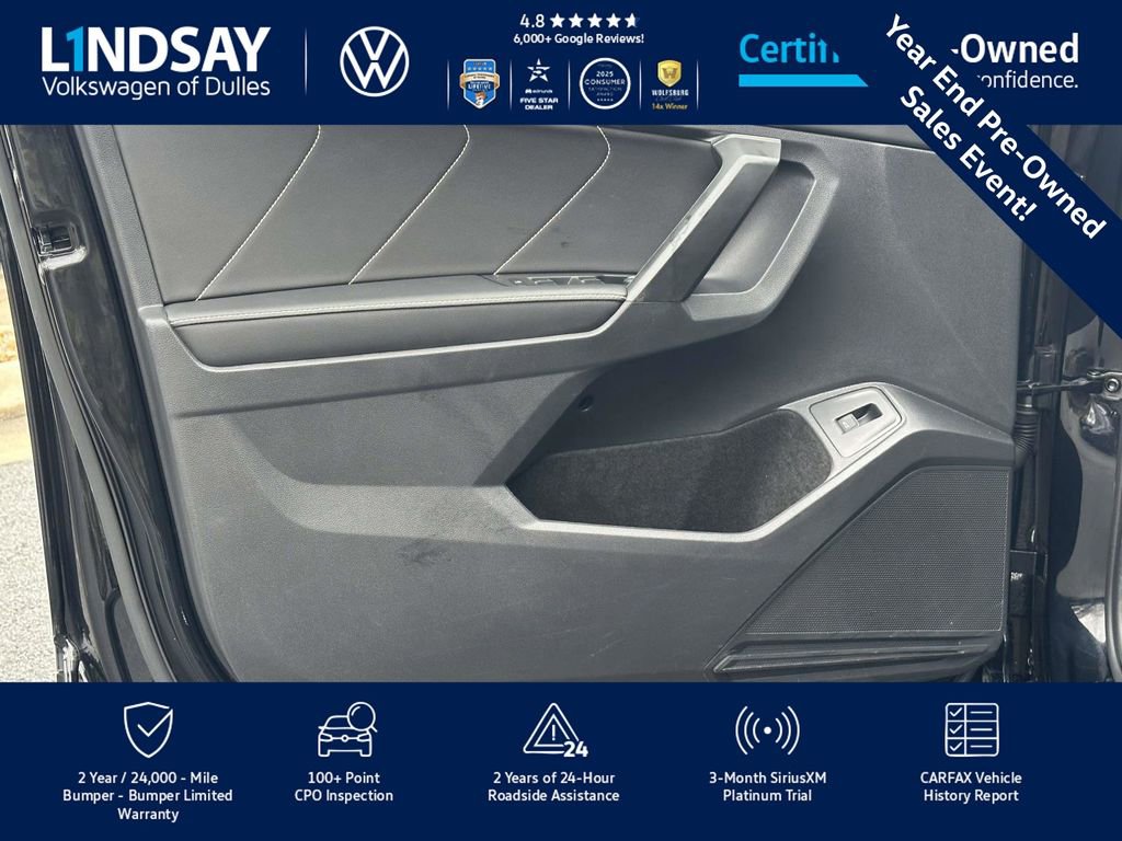 Certified 2022 Volkswagen Tiguan SE R-Line image 10