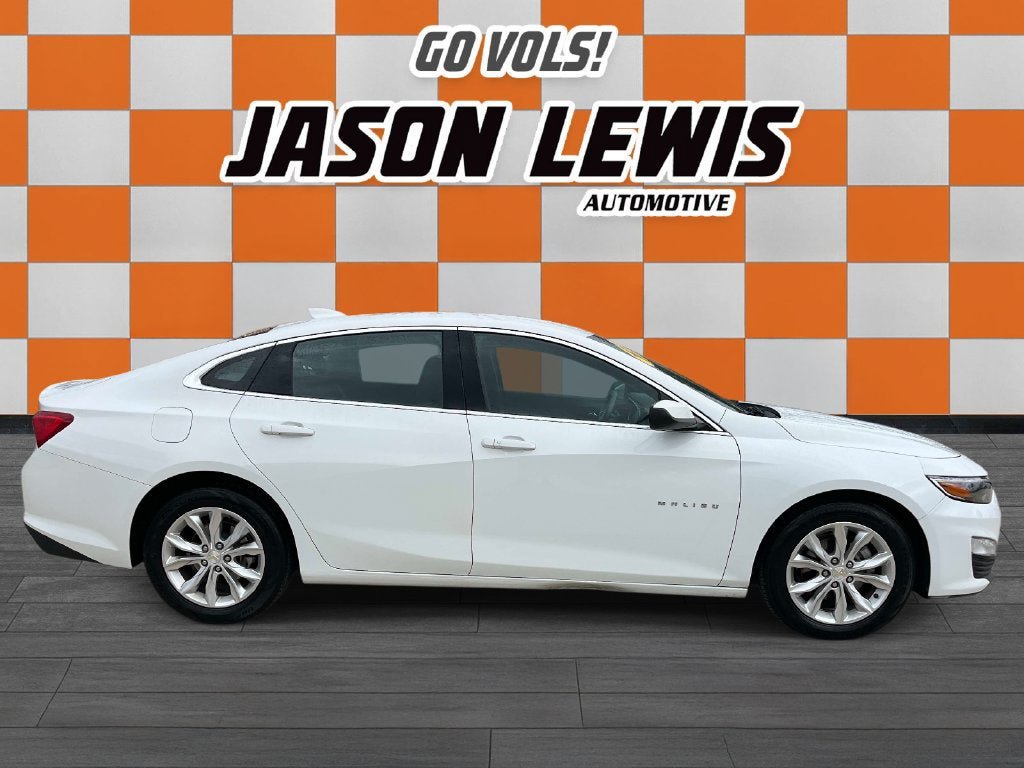 Used 2024 Chevrolet Malibu LT FWD image 2