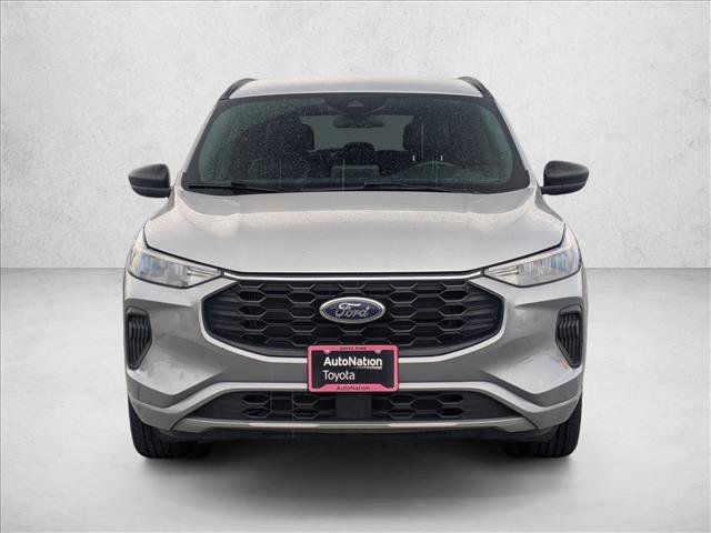Used 2023 Ford Escape ST-Line image 2