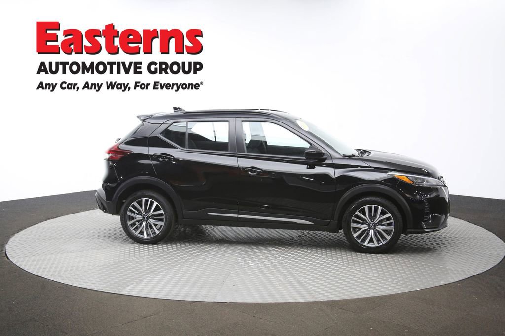 Used 2024 Nissan Kicks SR image 45