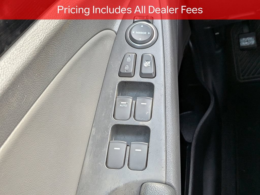 Used 2014 Hyundai Sonata Limited w/ Technology Package 05 FWD image 24