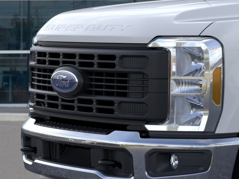 New 2026 Ford F250 XL w/ XL Chrome Package RWD image 19