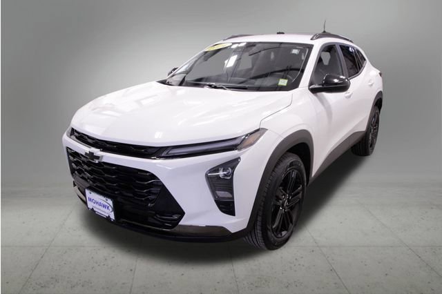 Used 2024 Chevrolet Trax ACTIV image 1