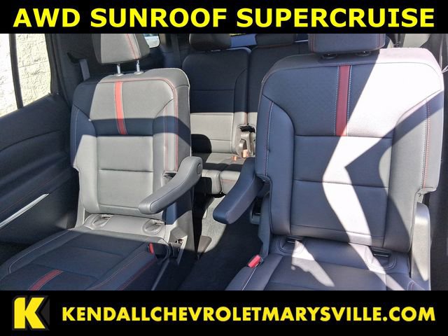 Used 2024 Chevrolet Traverse RS w/ LPO, Floor Liner Package AWD/4WD image 16