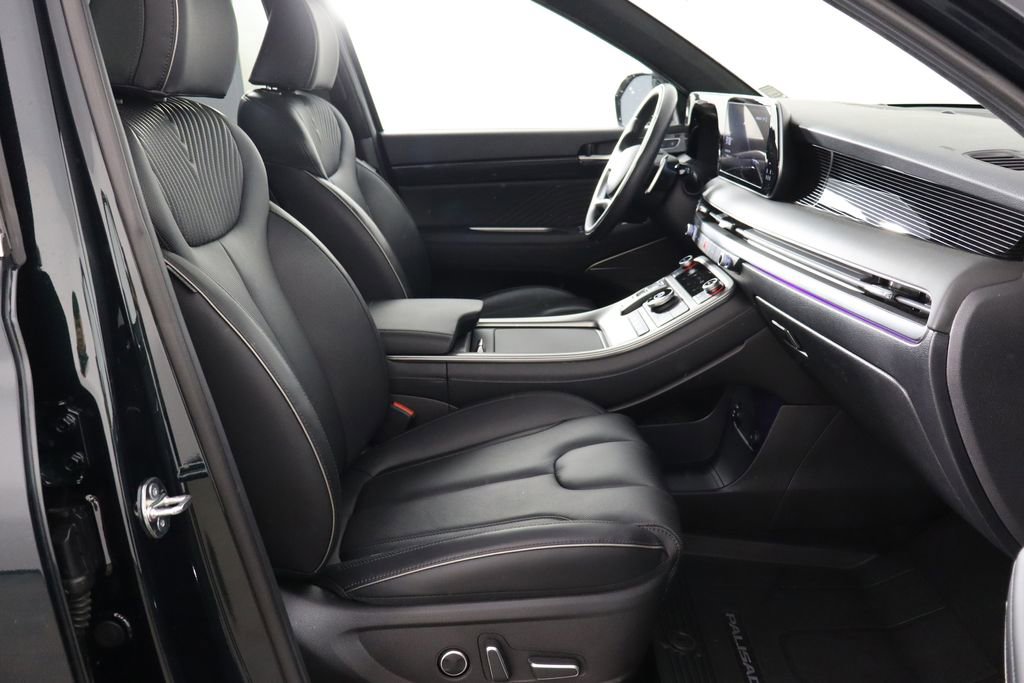 Used 2025 Hyundai Palisade Calligraphy FWD image 18