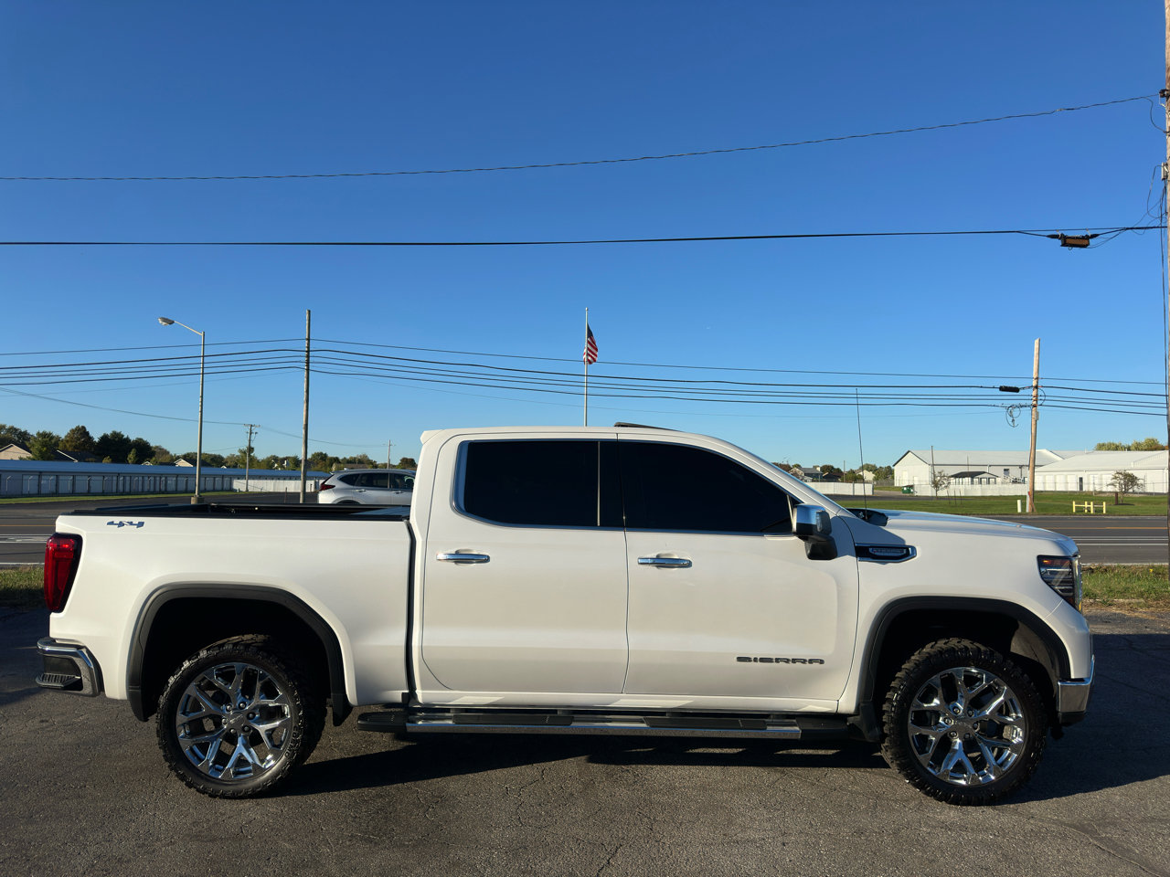 Used 2022 GMC Sierra 1500 SLT image 18