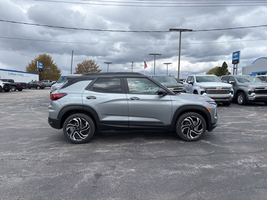 New 2026 Chevrolet TrailBlazer RS w/ Convenience Package FWD image 3