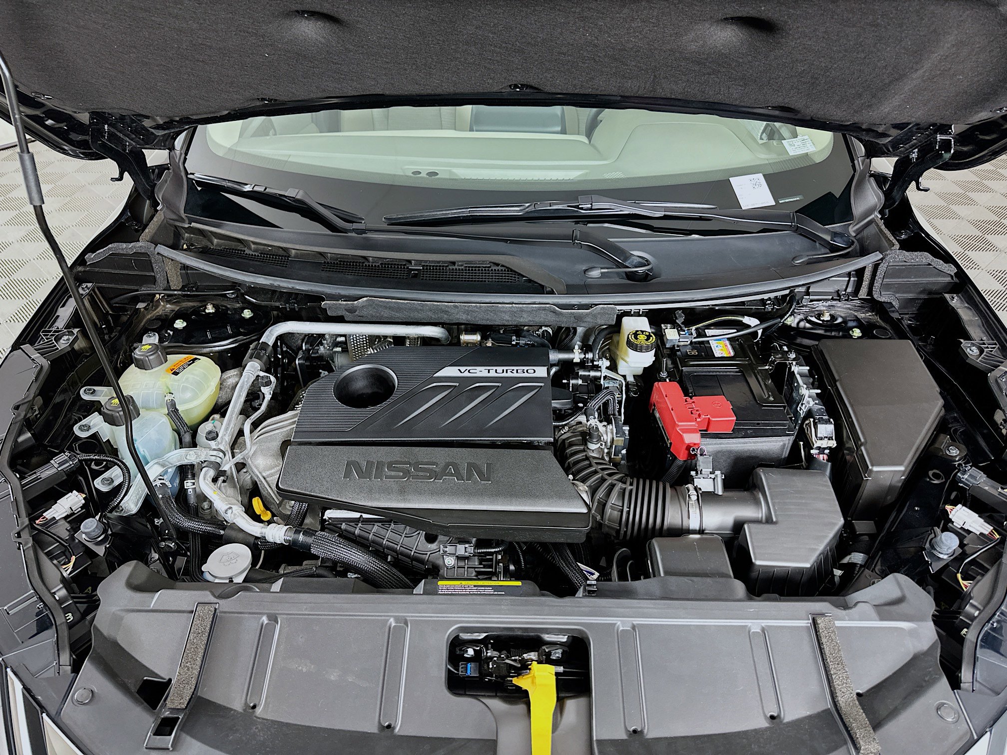 Used 2023 Nissan Rogue SV image 31