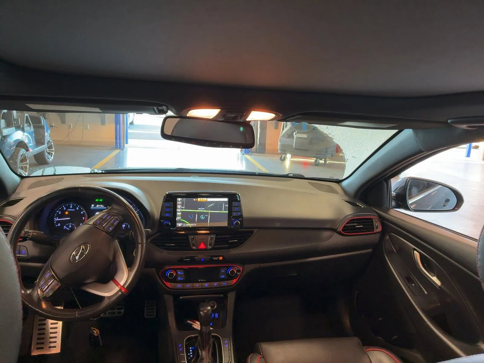 Used 2018 Hyundai Elantra GT Sport w/ Sport Tech Package 04 image 7