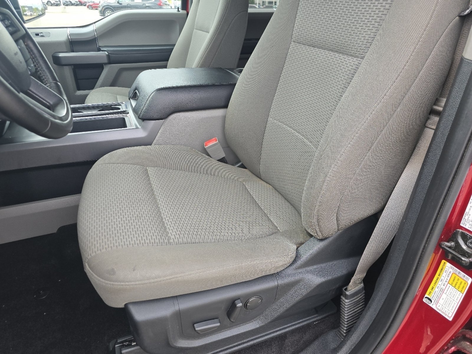 Used 2019 Ford F150 XLT w/ Equipment Group 302A Luxury AWD/4WD image 25