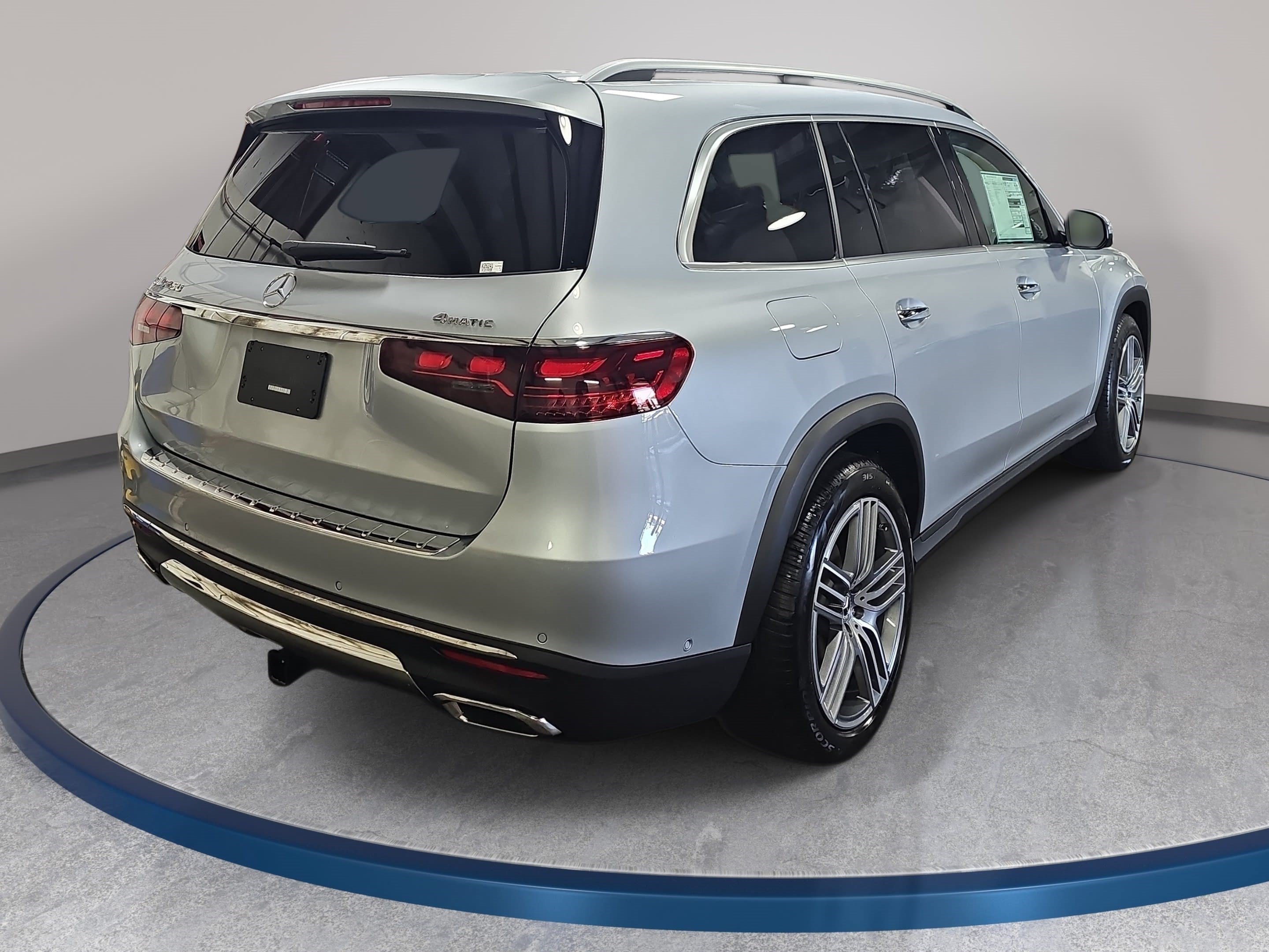 New 2026 Mercedes-Benz GLS 450 4MATIC image 5