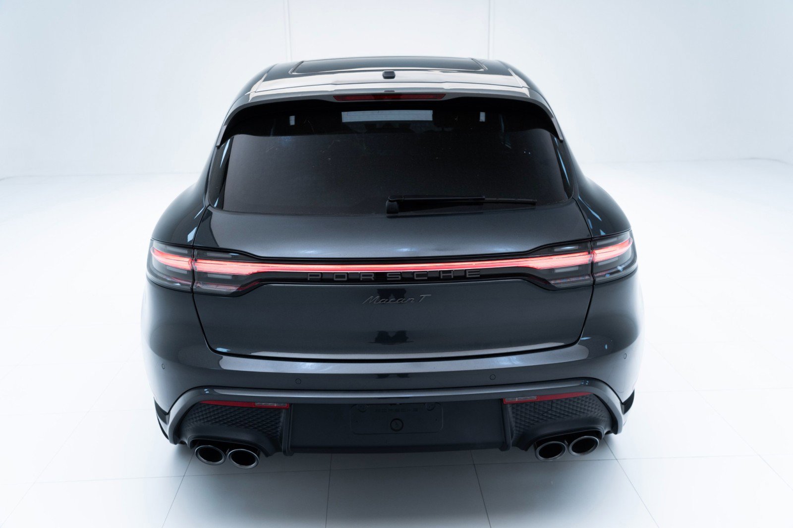 New 2025 Porsche Macan Turbo image 10