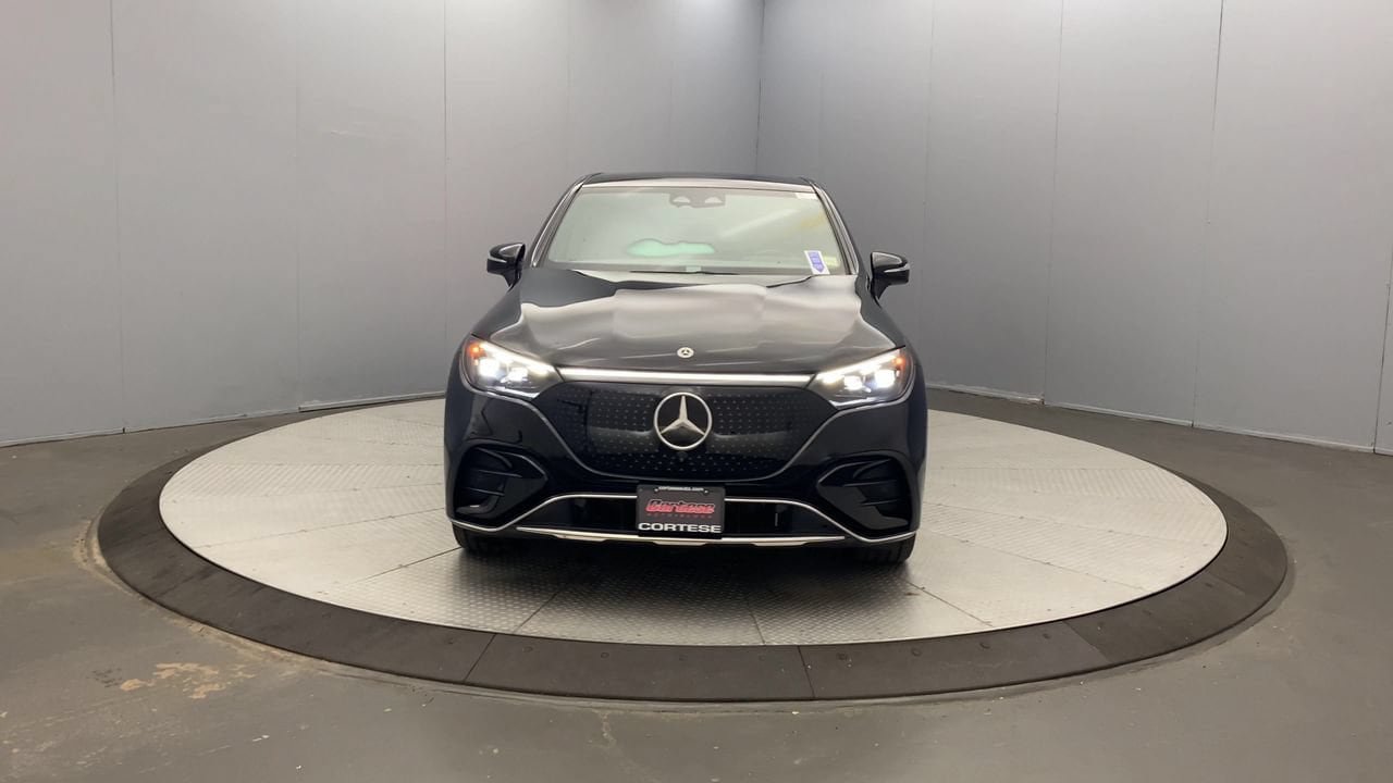 Used 2024 Mercedes-Benz EQE 350+ 4MATIC SUV w/ AMG Line Exterior Package image 8