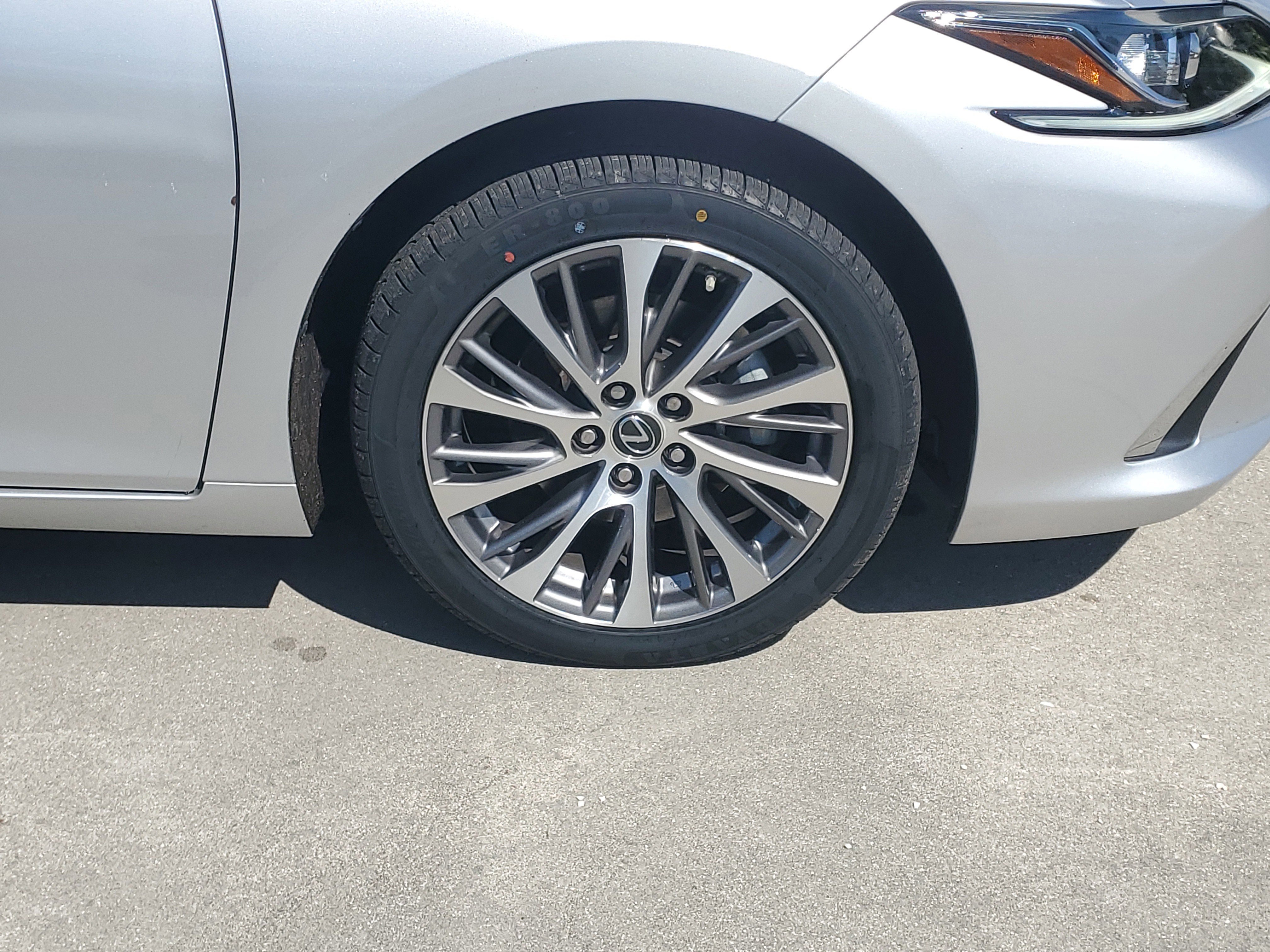 Used 2019 Lexus ES 350 w/ Premium Package FWD image 7