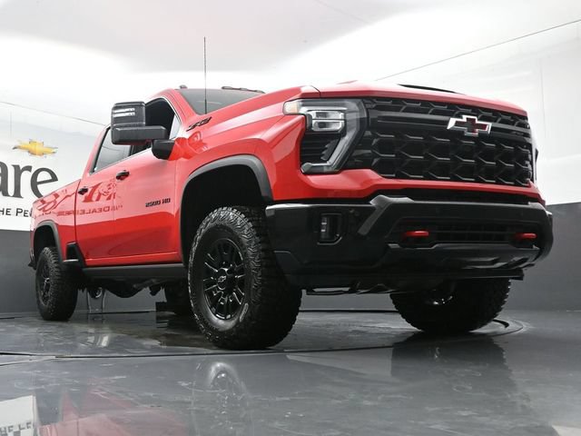 New 2026 Chevrolet Silverado 2500 ZR2 w/ LPO, Dark Essentials Package AWD/4WD image 3