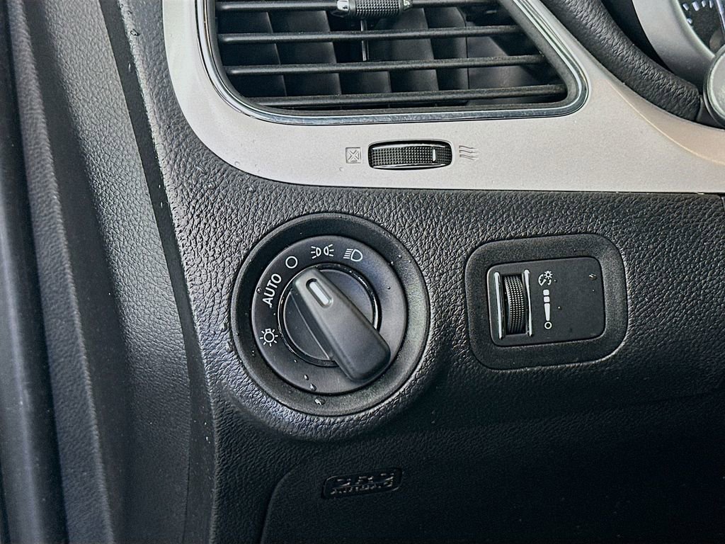 Used 2018 Dodge Journey SE w/ Popular Equipment Group image 10