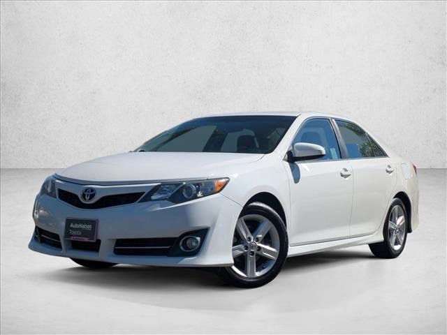 Used 2014 Toyota Camry SE