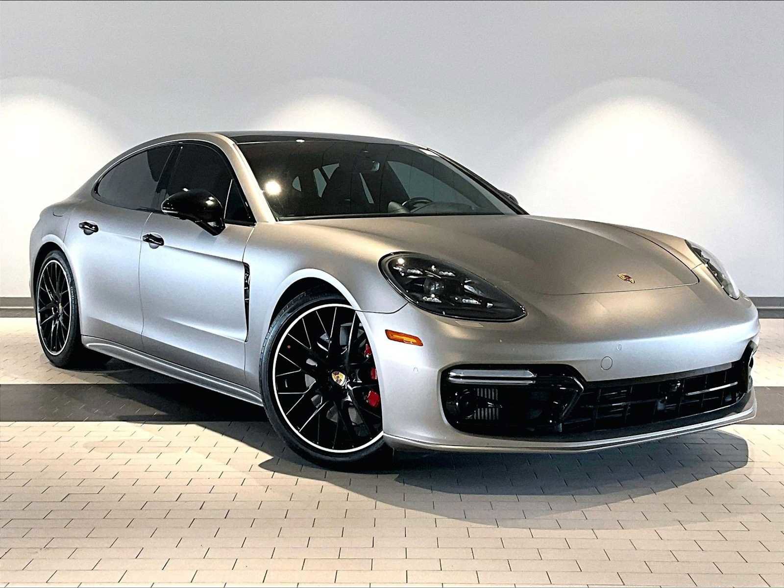 Used 2020 Porsche Panamera GTS w/ Assistance Package image 12