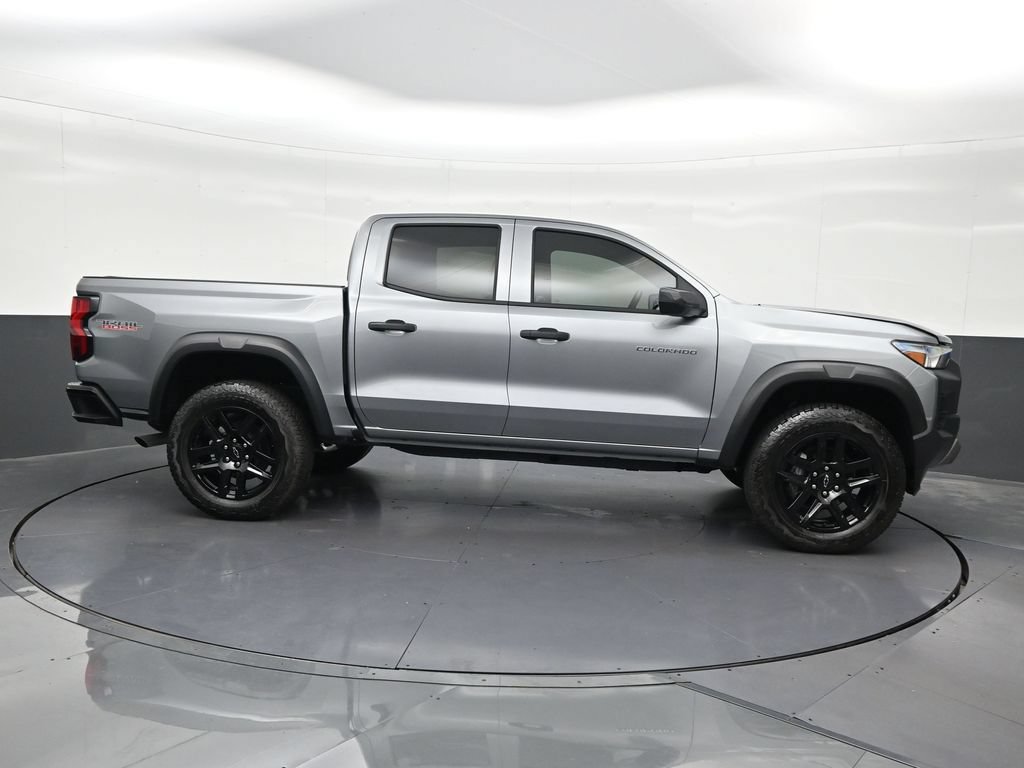 Used 2025 Chevrolet Colorado Trail Boss AWD/4WD image 7