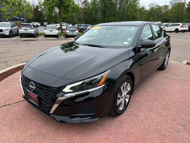 Used 2024 Nissan Altima 2.5 S