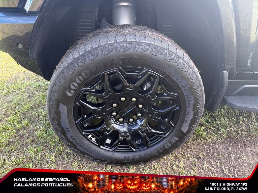 Used 2026 GMC Hummer EV SUV AWD/4WD image 10