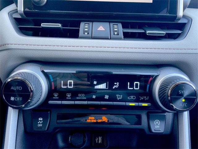 Used 2025 Toyota RAV4 XLE Premium image 18