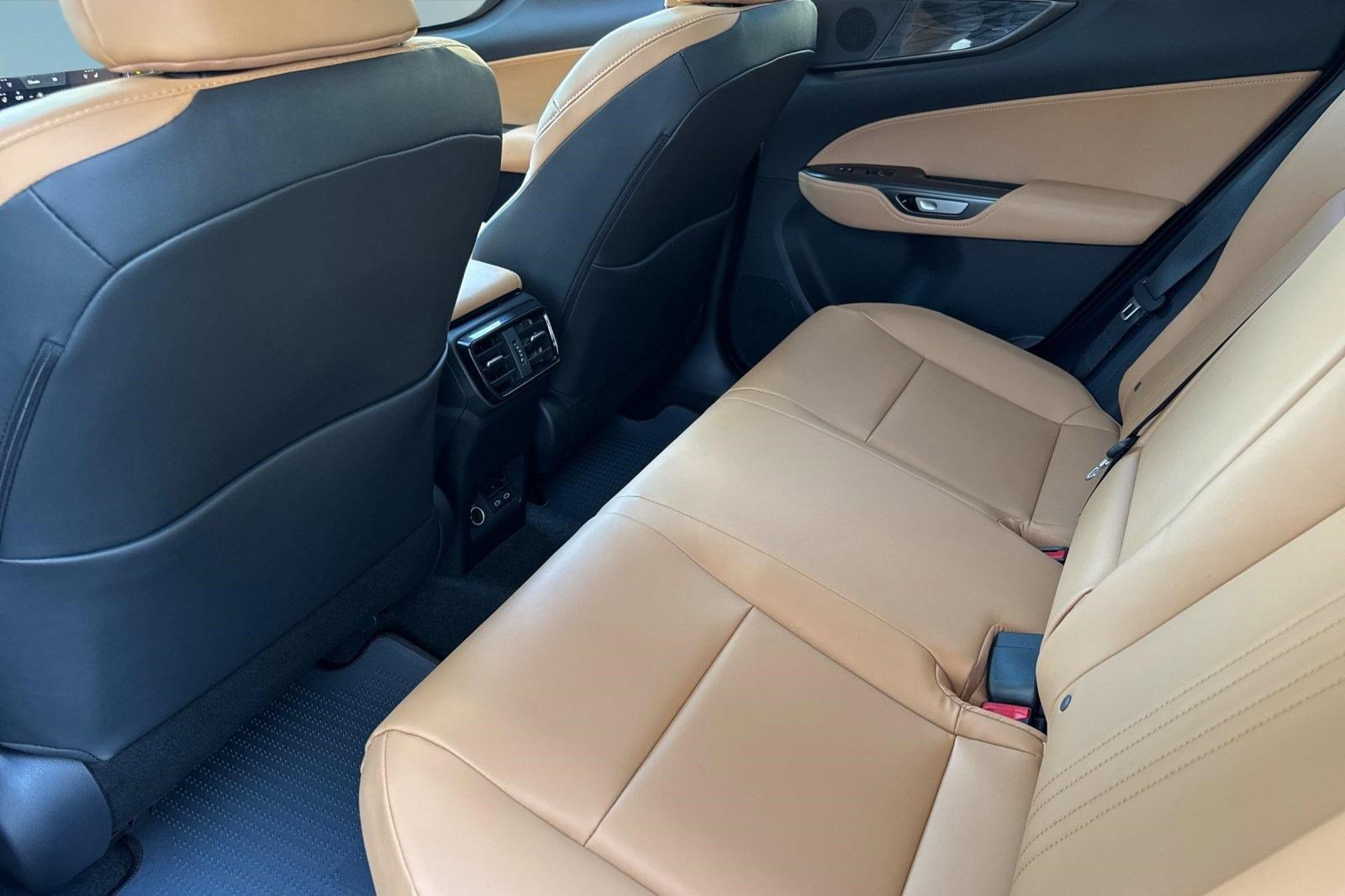 New 2026 Lexus NX 350h AWD w/ Premium Package image 23