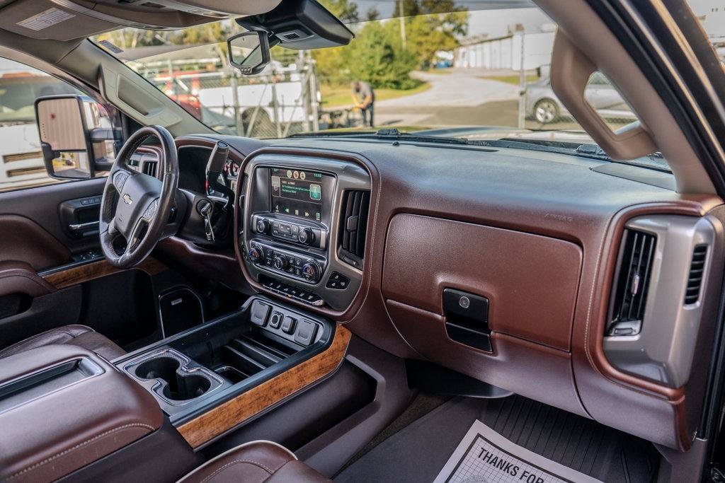 Used 2015 Chevrolet Silverado 2500 High Country w/ Duramax Plus Package AWD/4WD image 23