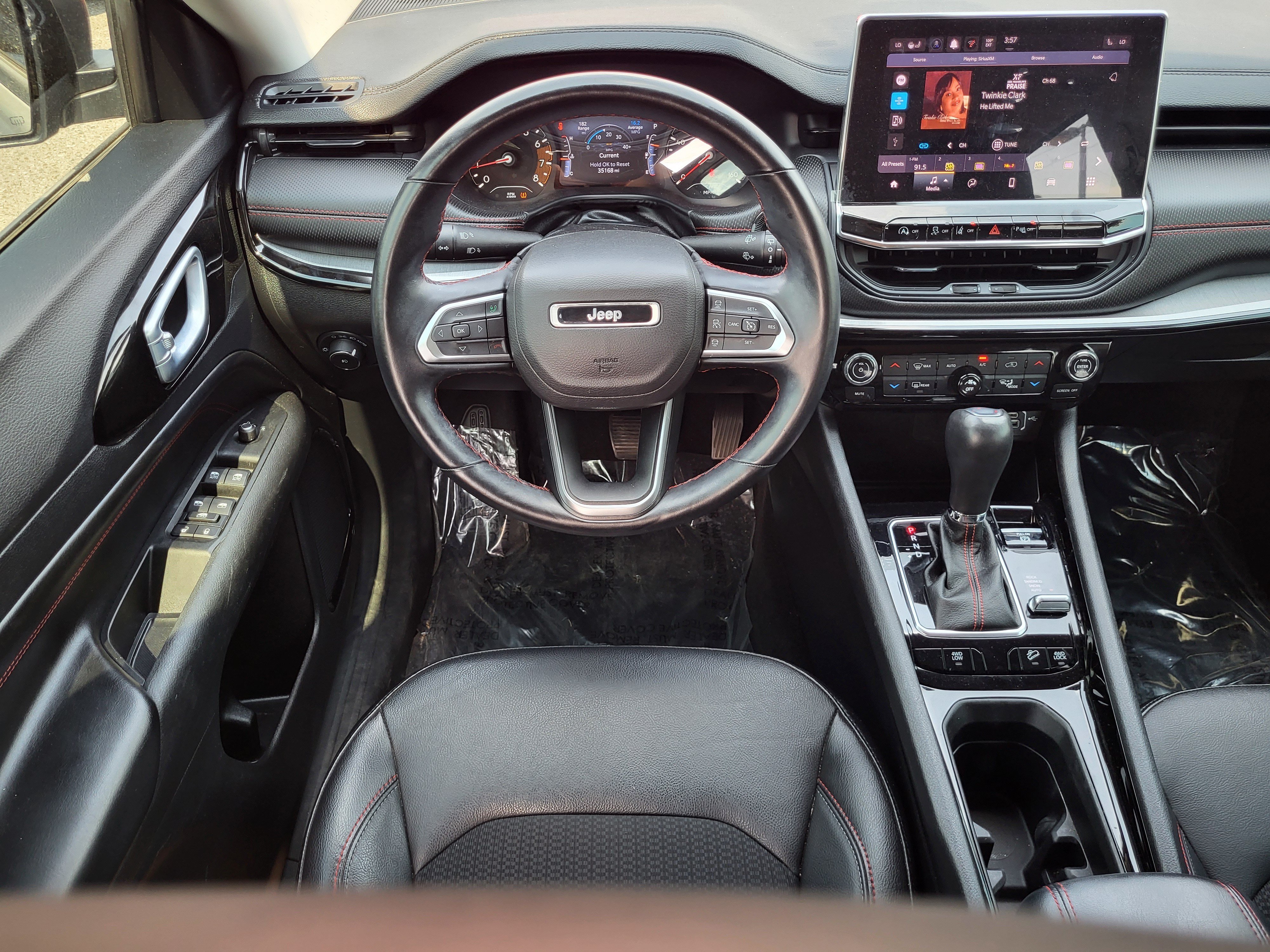 Used 2022 Jeep Compass Trailhawk w/ Trailhawk Convenience Group AWD/4WD image 26