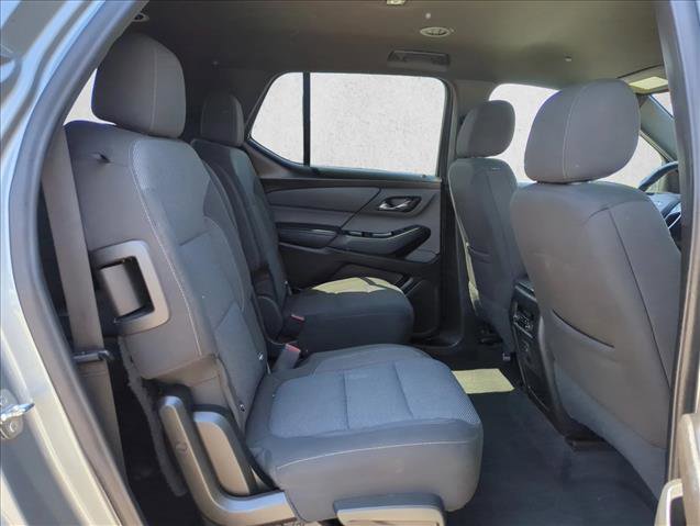 Used 2023 Chevrolet Traverse LT FWD image 19